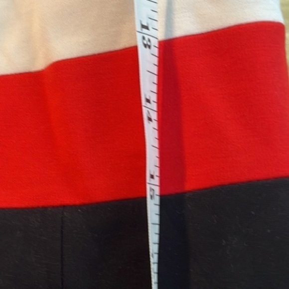 🔥Bebe, BodyCon Color-block Beauty! Excellent Condition, Size S - Picture 7 of 15